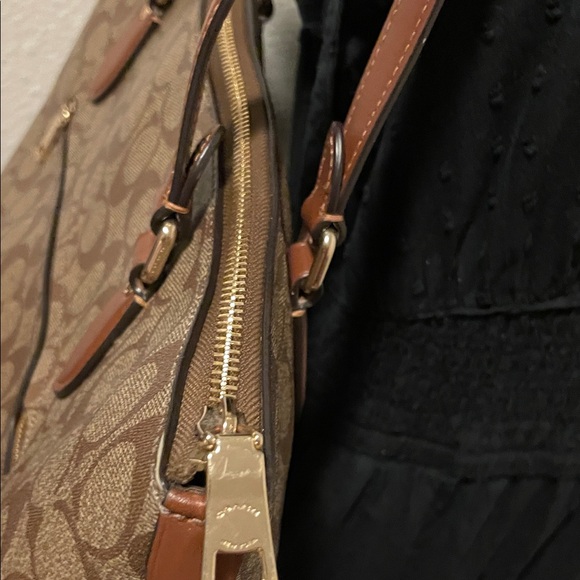 Coach Brown Signature Tote - Picture 5 of 7